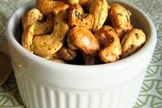 Spiced cashews